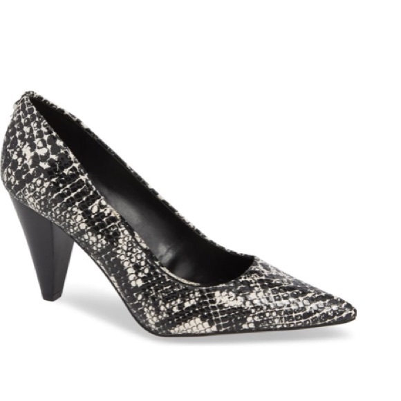 Calvin Klein Shoes - CALVIN KLEIN PUMPS SIZE 7 & 1/2  NEW